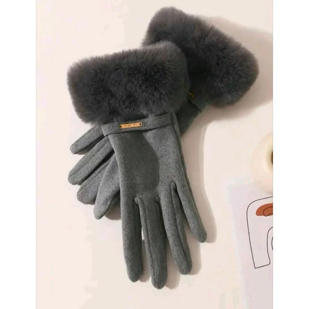 Ladies Grey Fuzzy Winter Gloves - Gray Winter Gloves